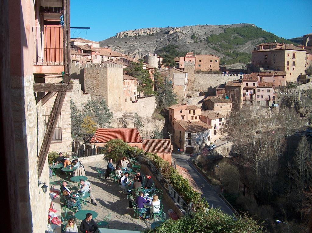 Los Palacios Albarracin Exterior photo